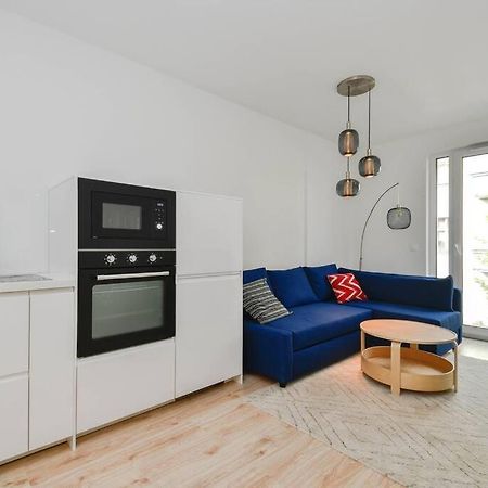 New Modern Apartment In City Center Bratislava Buitenkant foto