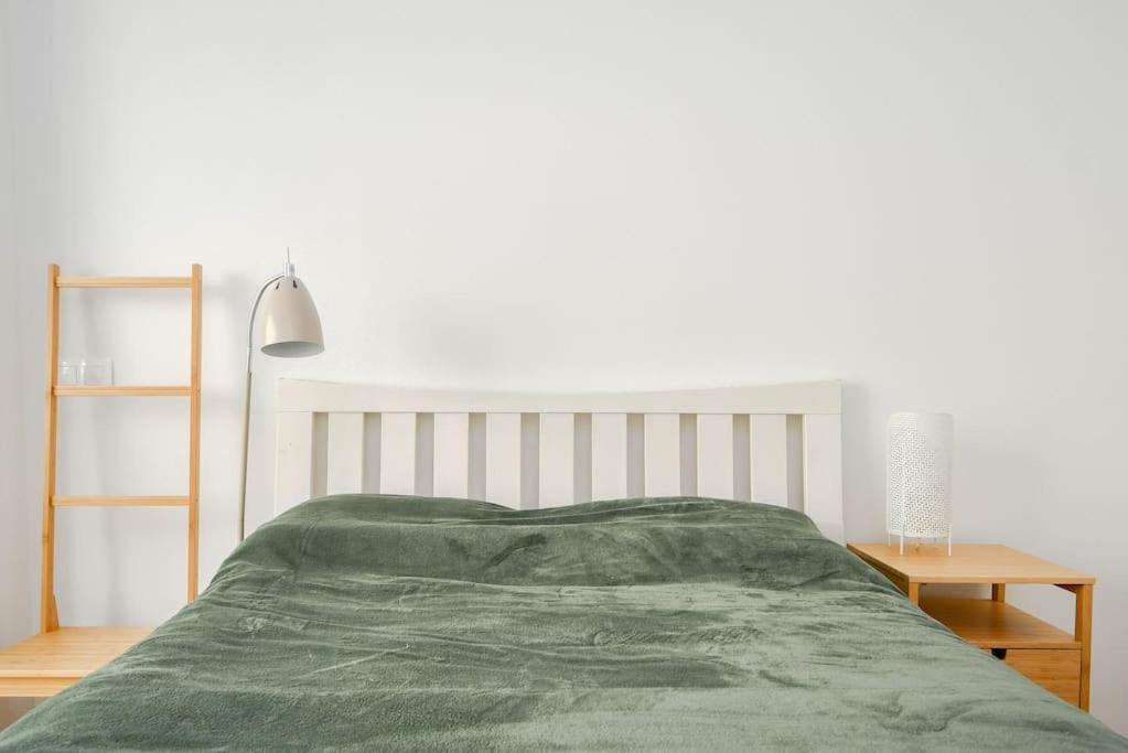New Modern Apartment In City Center Bratislava Buitenkant foto