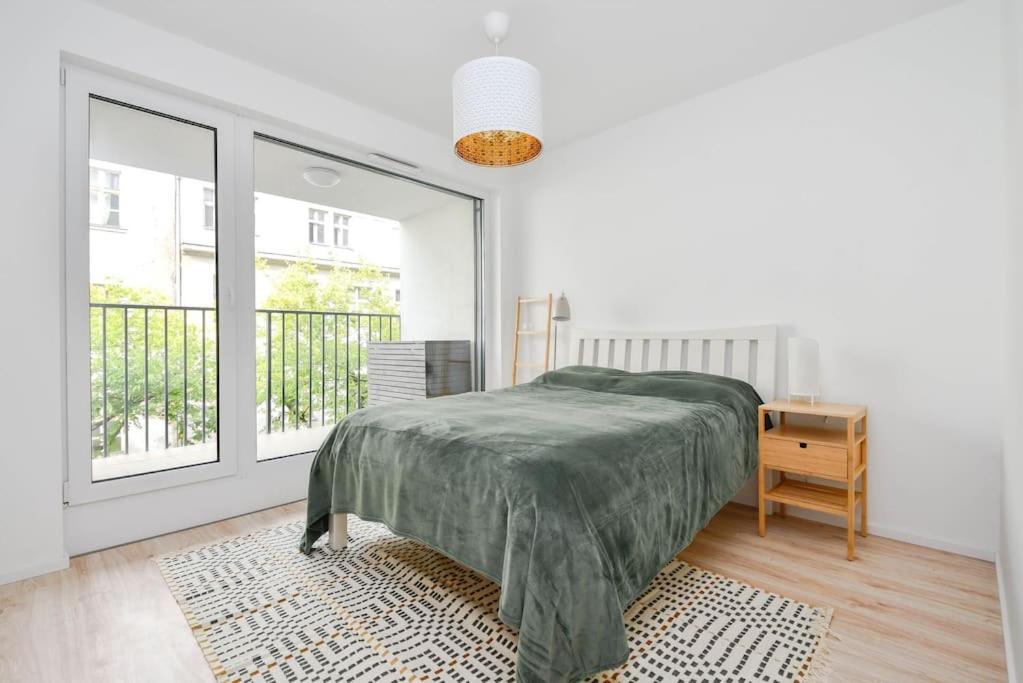 New Modern Apartment In City Center Bratislava Buitenkant foto